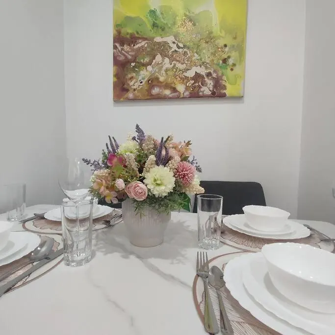 Spacious 1Br Milano By Versace In Makati Manila Apartment