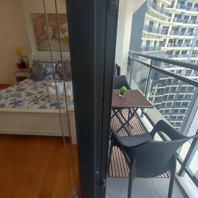 Spacious 1Br Milano By Versace In Makati Manila 0*,